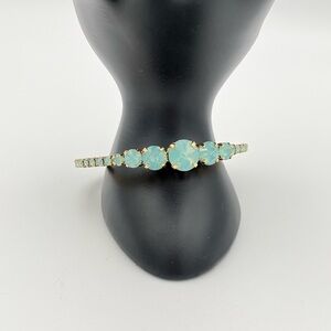 Signed Sorrelli Crystal Bracelet – Luxe Sparkle in Gold